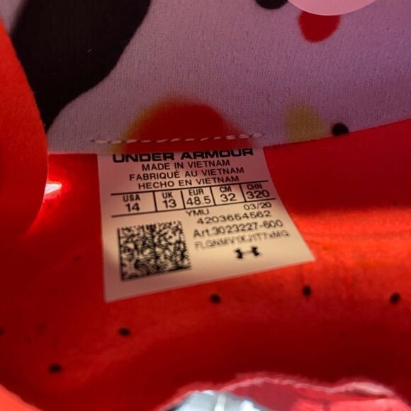 Under Armour HOVR Machina LT Kazoku Camo Size 14 - Picture 5 of 5